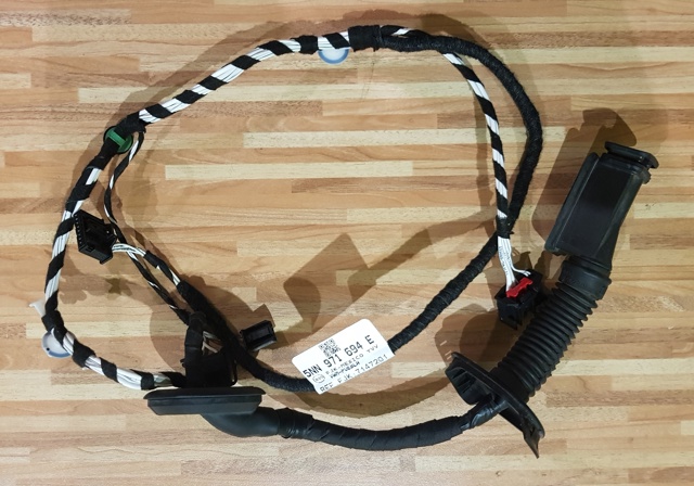 Жгут проводов задней двери 5NN971694E VAG