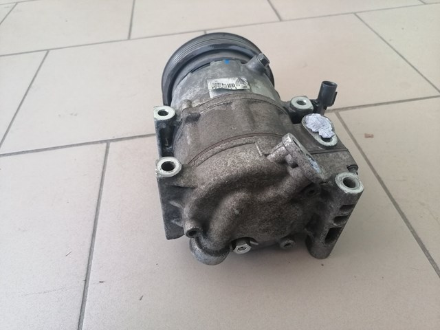 977012H000 HYUNDAI Компрессор кондиционера купить в Украина