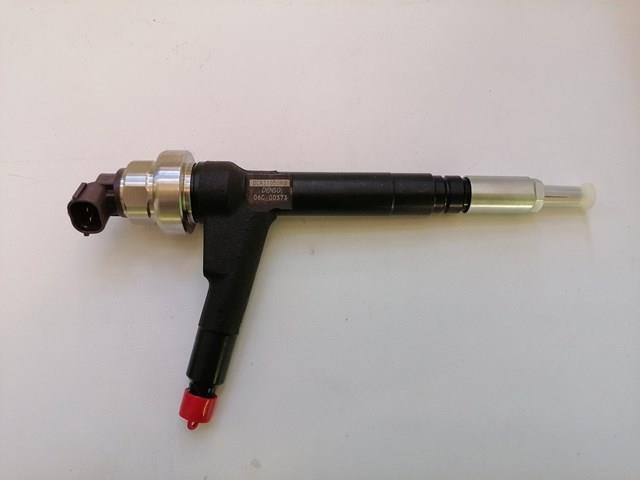 DENSO DCRI105080 Форсунка впрыска топлива в наличии Харьков