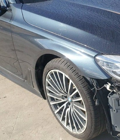 Переднее правое крыло 41007427514 BMW