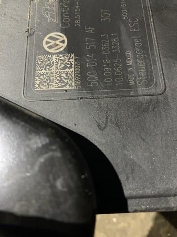 Блок управления АБС  5Q0614517AF VAG
