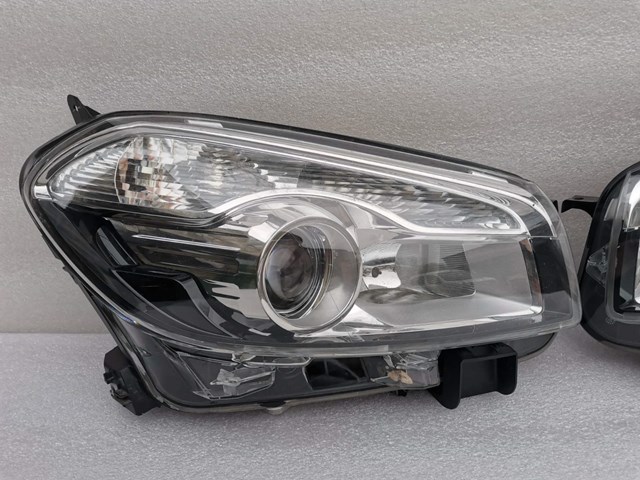 26010BR60A NISSAN Правая фара купить в Сумы