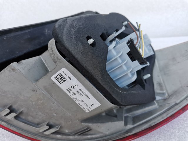 MERCEDES A2468200564 Фонарь задний левый внешний в наличии Житомир