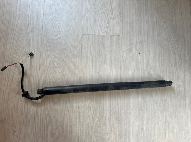 VAG 3T9827851B Амортизатор крышки багажника (двери 3/5-й задней) в наличии Тернополь