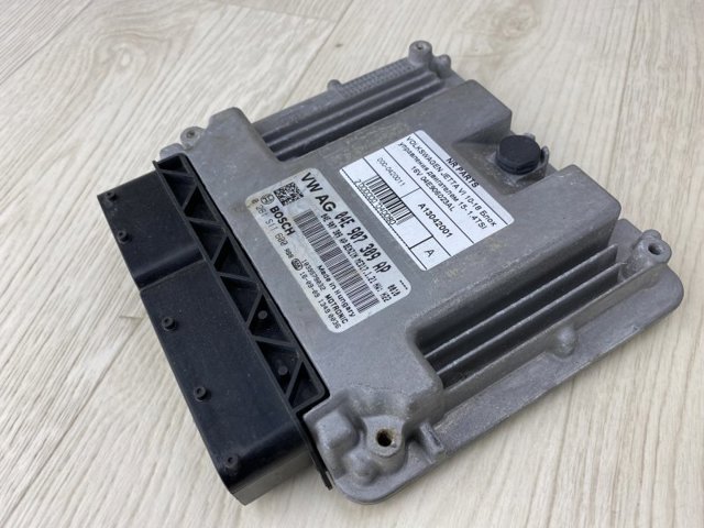 VAG 04E906023AQ Блок управления двигателем в наличии Черновцы