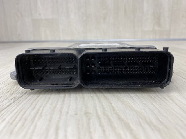 VAG 04E906023AQ Блок управления двигателем в наличии Ирпень