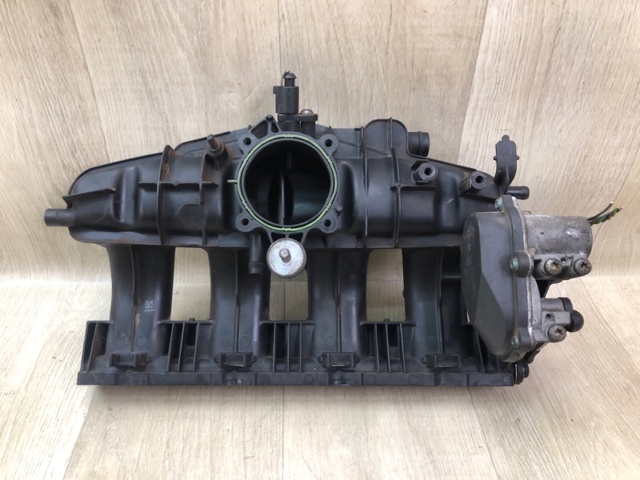 06F133201P VAG Впускной коллектор купить в Каменское