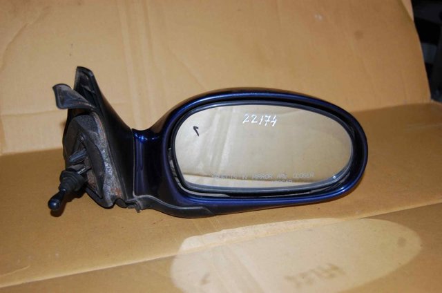 Наружное зеркало правое 0K2AC69120XX HYUNDAI