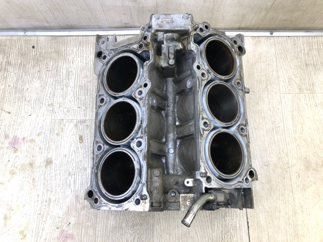 Блок двигателя 110005CA0A NISSAN