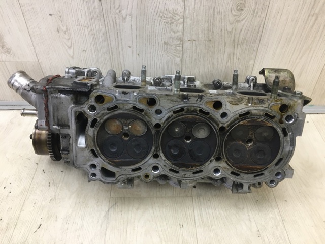 11040CD700 NISSAN Головка блока цилиндров (ГБЦ) правая купить в Ирпень