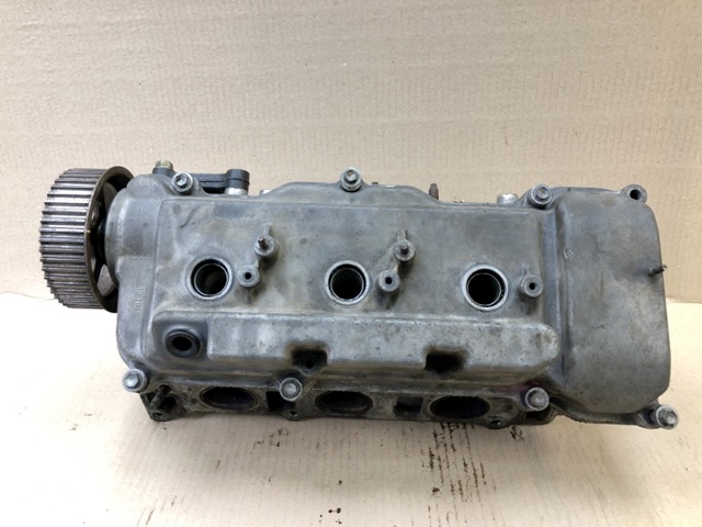 Головка блока цилиндров (ГБЦ), правая 1110129409 TOYOTA