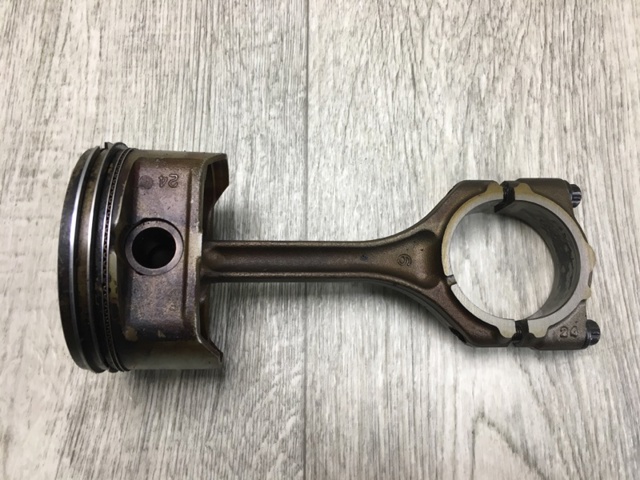 Шатун поршня двигателя 1115A065 MITSUBISHI