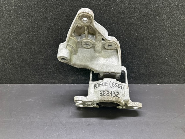 NISSAN 112105HA0A Подушка (опора) двигателя правая в наличии Тернополь