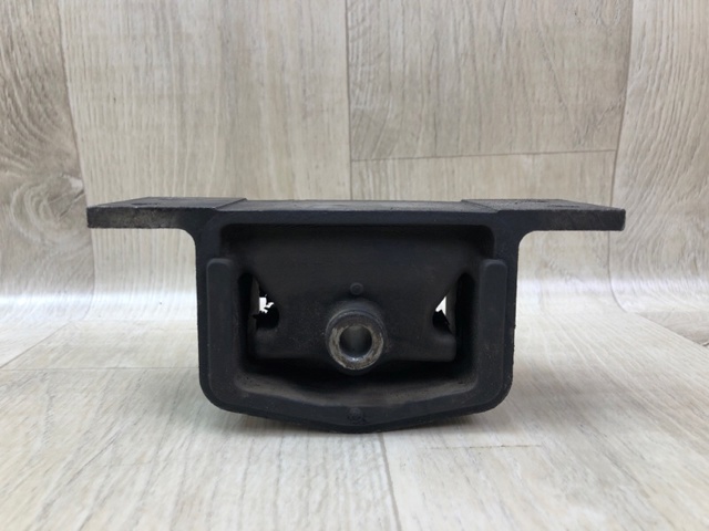 Подушка коробки 11320CG105 NISSAN