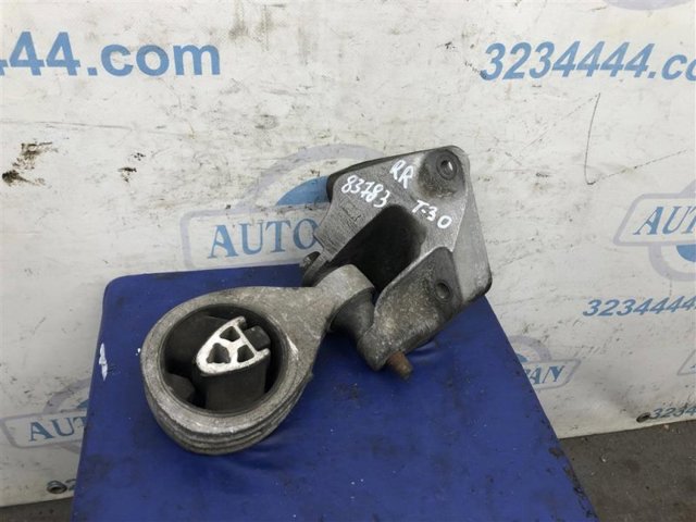 Кронштейн подушки (опоры) двигателя, задней 11332JD700 NISSAN