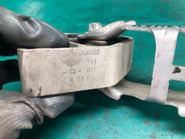 NISSAN 113505DA0A в наличии Ужгород