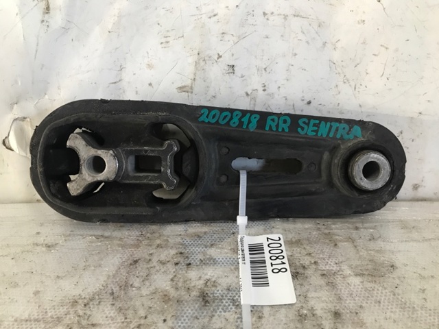 Задняя опора двигателя 113601KA0A NISSAN