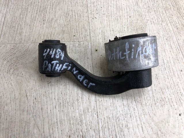 113604RA0A NISSAN Подушка трансмиссии (опора коробки передач) купить в Хмельницкий