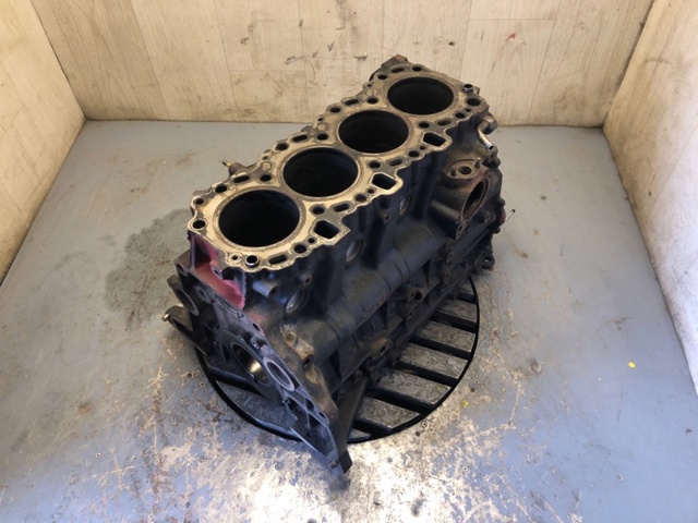 Блок двигателя 1140169705 TOYOTA