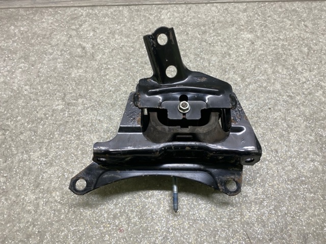 1237237311 TOYOTA купить в Ирпень