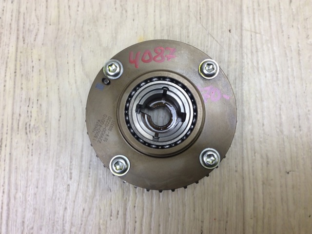 Звездочка привода распредвала двигателя 13050F0010 TOYOTA