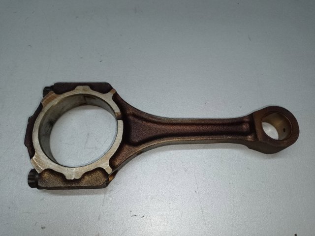 TOYOTA 1320109180 Шатун поршня двигателя в наличии Павлоград