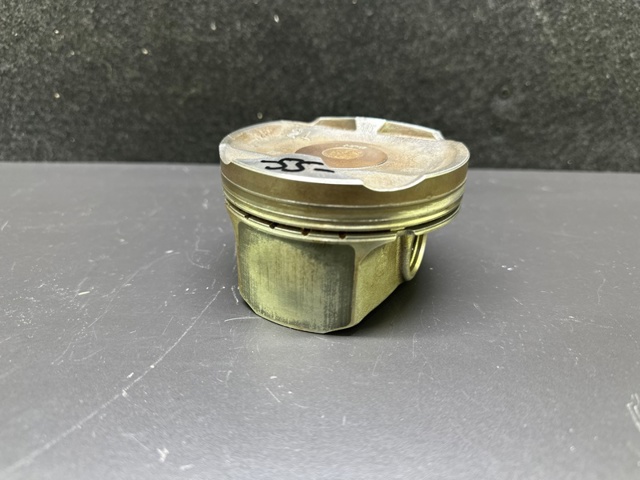 TOYOTA 132110V012A0 в наличии Запорожье