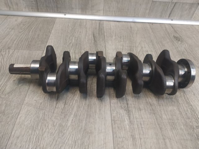 Вал коленчатый и маховик 1340137010 TOYOTA