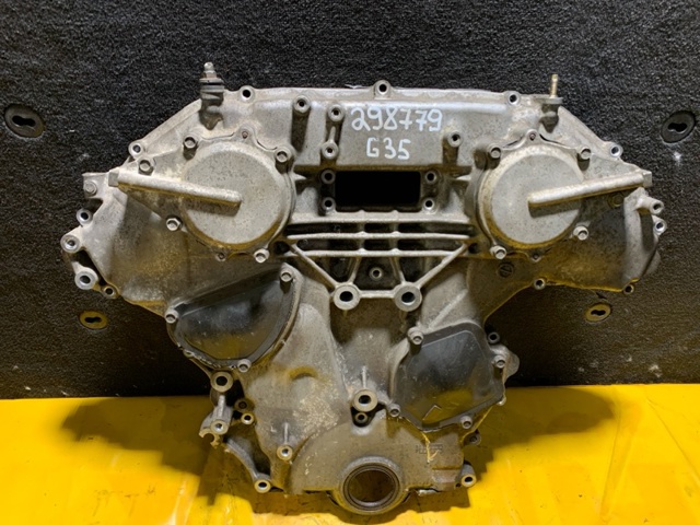 Крышка мотора передняя 13501AC705 NISSAN