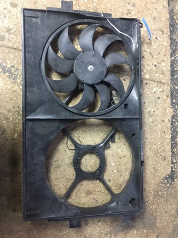 Диффузор радиатора охлаждения 1355A321 MITSUBISHI