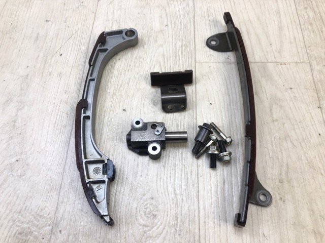 1356636010 TOYOTA Успокоитель цепи ГРМ, верхний купить в Черновцы