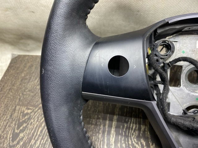 149021400B TESLA Руль купить в Черкассы
