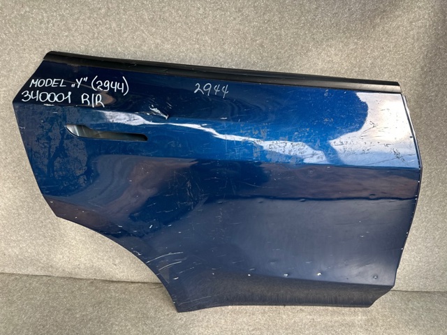 1493562E0A TESLA Дверь задняя правая купить в Львов