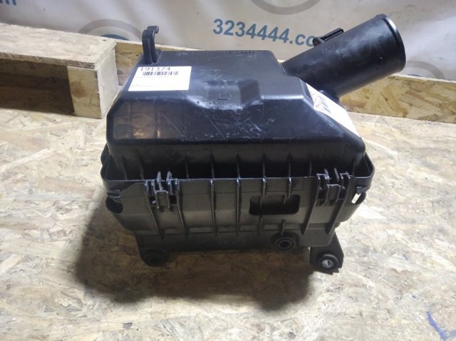 Корпус воздушного фильтра, нижняя часть 1500A021 MITSUBISHI