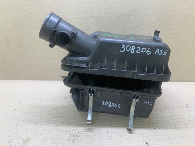 Корпус воздушного фильтра, верхняя часть 1500A022 MITSUBISHI