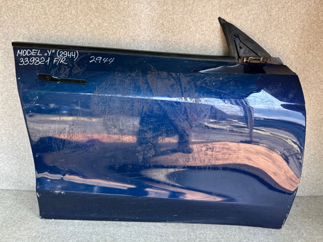 Пассажирская передняя дверь 1501462E0A TESLA