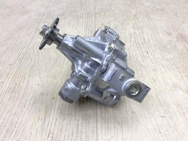 15100F0010 TOYOTA Насос масляный купить в Днепр