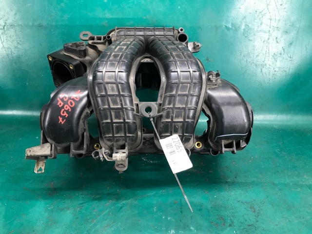 MITSUBISHI 1540A069 Коллектор впускной в наличии Харьков
