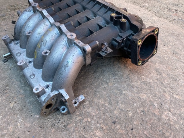 MITSUBISHI 1542A080 Коллектор впускной в наличии Ровно