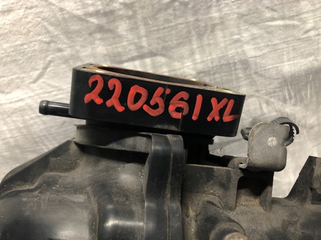 MITSUBISHI 1542A080 Коллектор впускной в наличии Полтава