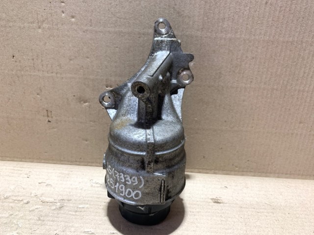 TOYOTA 1567738010 в наличии Харьков
