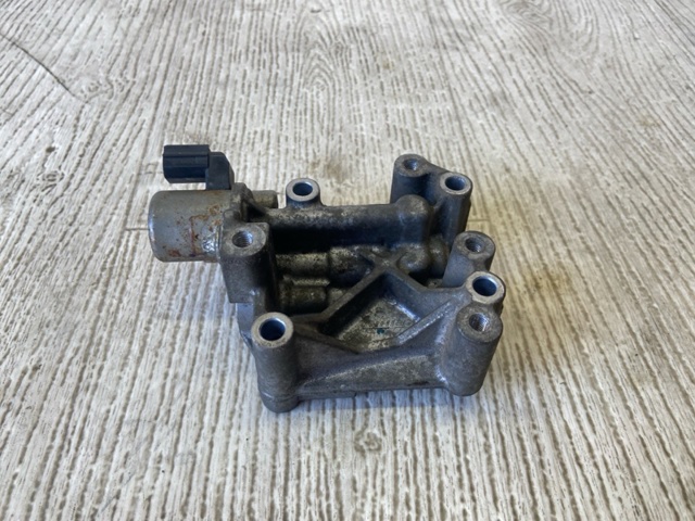 Регулятор фаз газораспределения 15811R40A01 HONDA