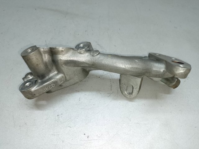1582A957 MITSUBISHI Патрубок системы рециркуляции отработавших газов EGR купить в Украина