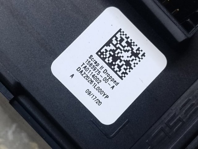158397500A TESLA Блок кнопочных переключателей рулевого колеса купить в Чернигов
