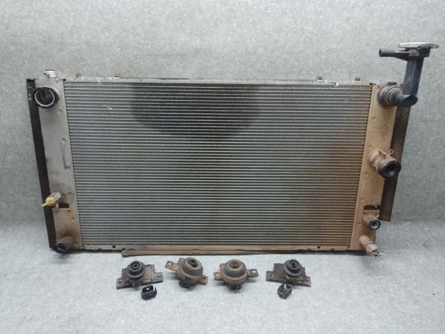Радиатор основной 1604121281 TOYOTA