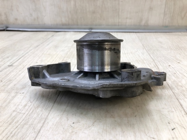 TOYOTA 1610029085 Помпа в наличии Киев