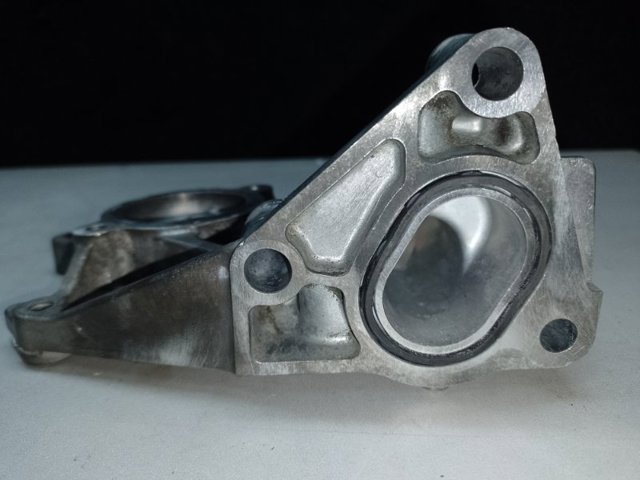 TOYOTA 1632321010 Корпус термостата в наличии Павлоград
