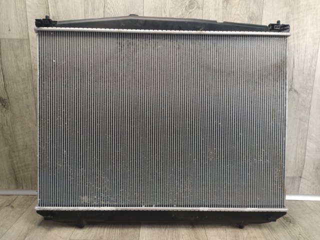 Радиатор 164000P440 TOYOTA