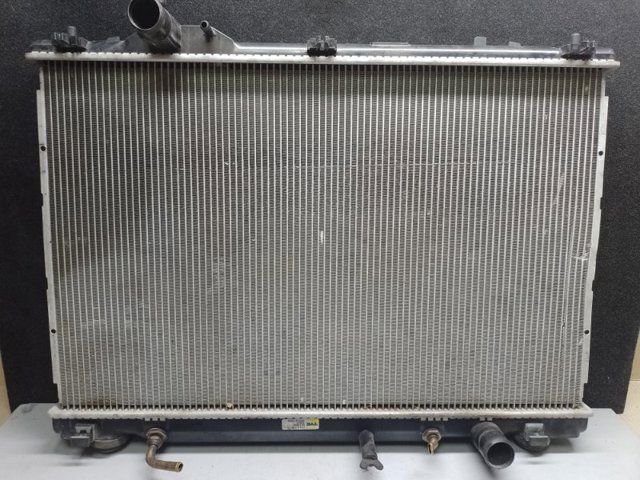 1640038170 Toyota Радиатор охлаждения двигателя