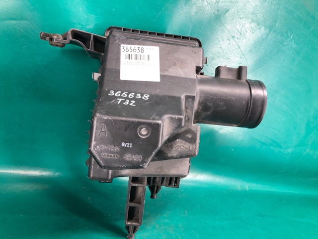 Корпус воздушного фильтра 165004BA4A NISSAN